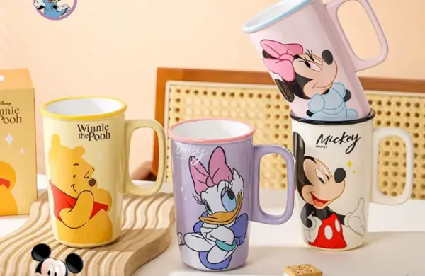 Szívószálas pohár vagy hagyományos gyerek pohár? Így válaszd ki a megfelelőt gyermekednek